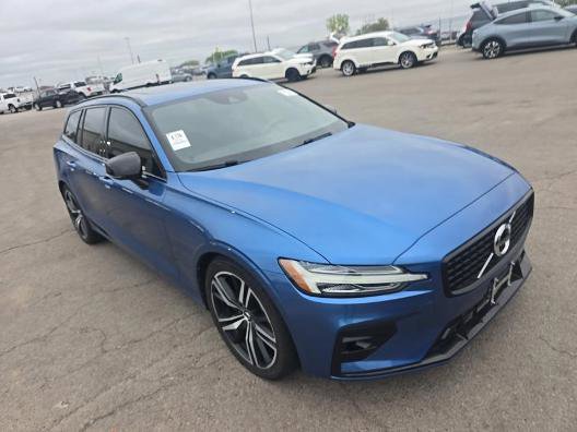 Used 2021 Volvo V60 T6 R-Design w/ Advanced Package FWD image 2