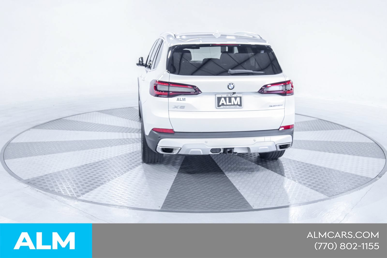 Used 2023 BMW X5 xDrive40i w/ Premium Package AWD/4WD image 9