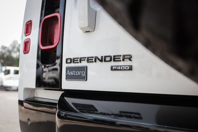 Used 2022 Land Rover Defender 110 X-Dynamic SE AWD/4WD image 67