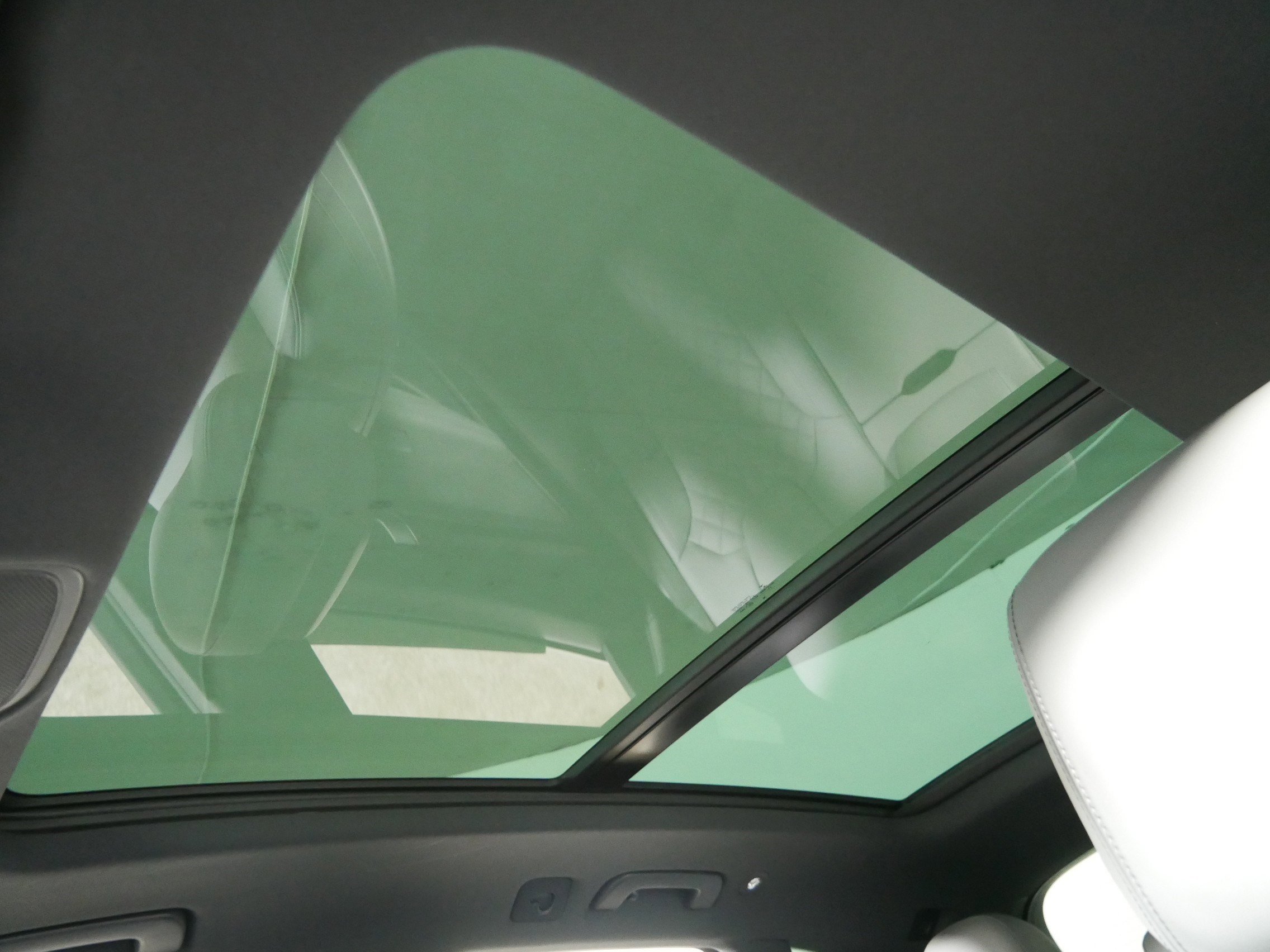 Used 2022 Audi SQ5 Prestige w/ Prestige Package image 31