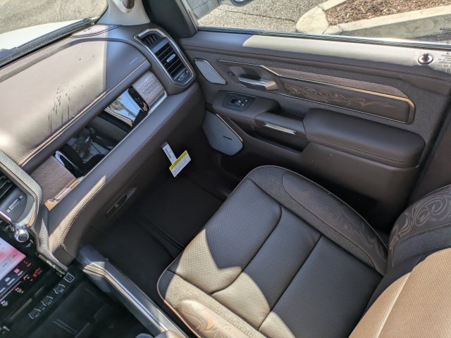 New 2026 RAM 1500 Limited AWD/4WD image 17