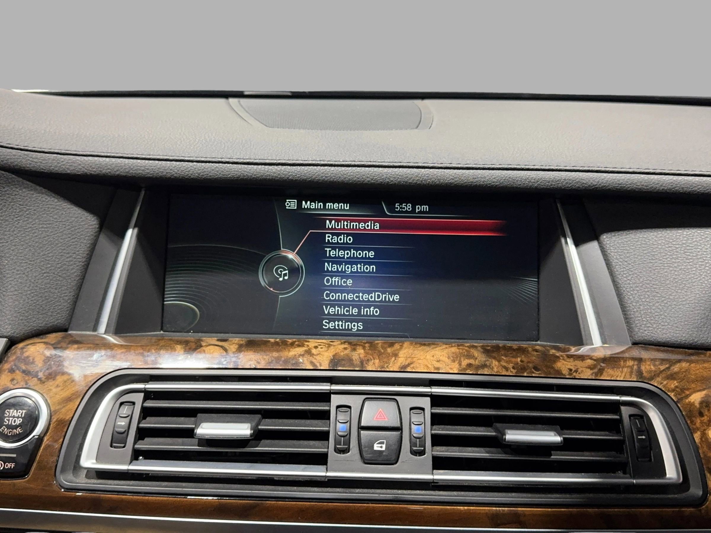 Used 2013 BMW 740Li image 37