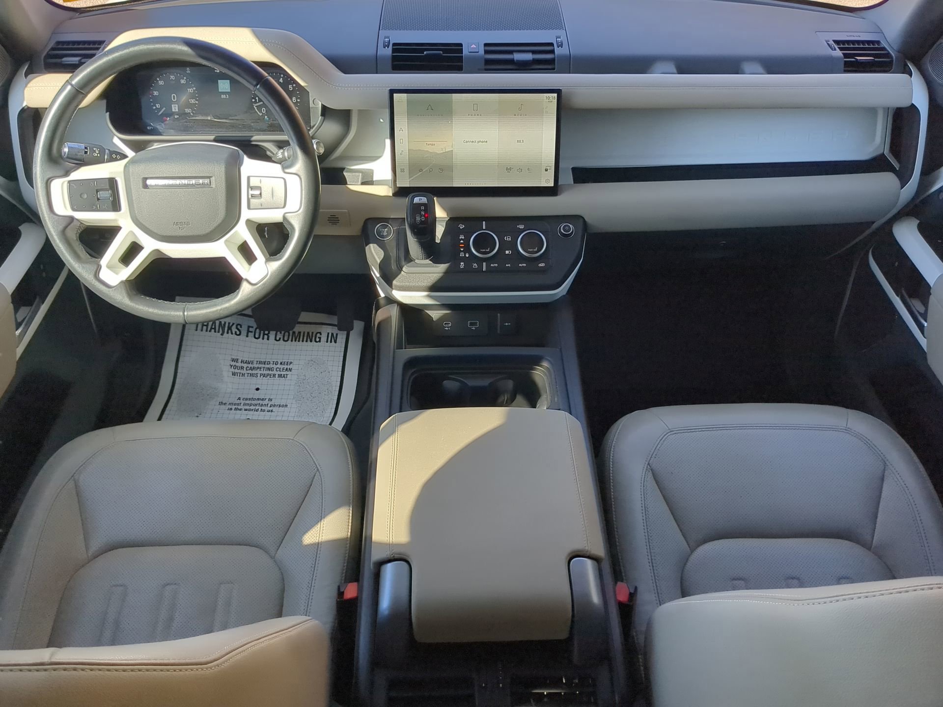 Used 2022 Land Rover Defender 110 SE image 42