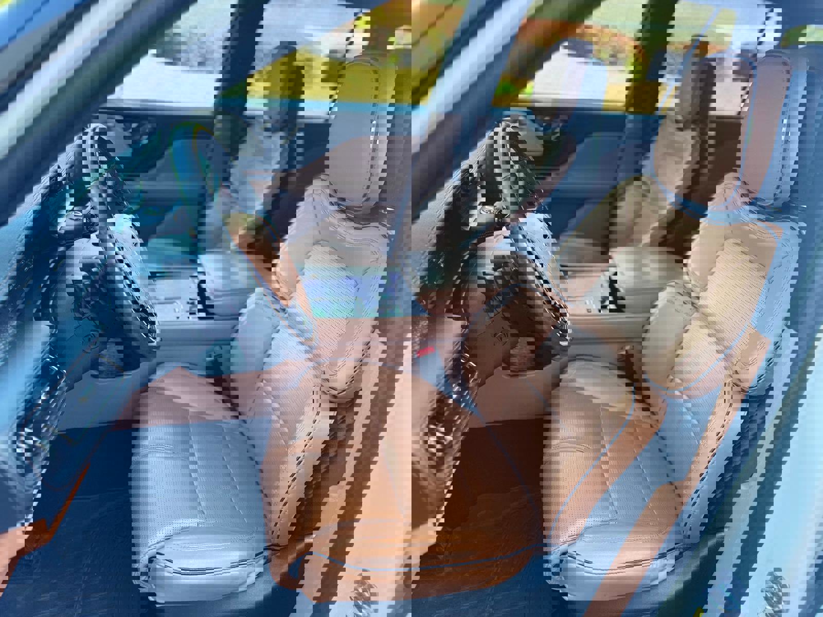 Used 2022 Lincoln Aviator Black Label w/ Dynamic Handling Package AWD/4WD image 24