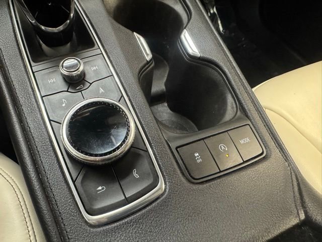 Used 2020 Cadillac XT4 Sport w/ Sun And Sound Package image 31