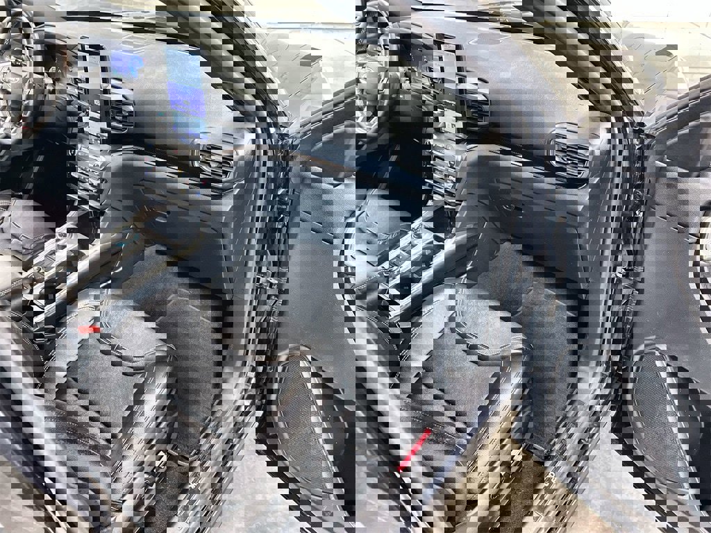 Used 2020 Ford Explorer ST w/ Premium Technology Package image 30