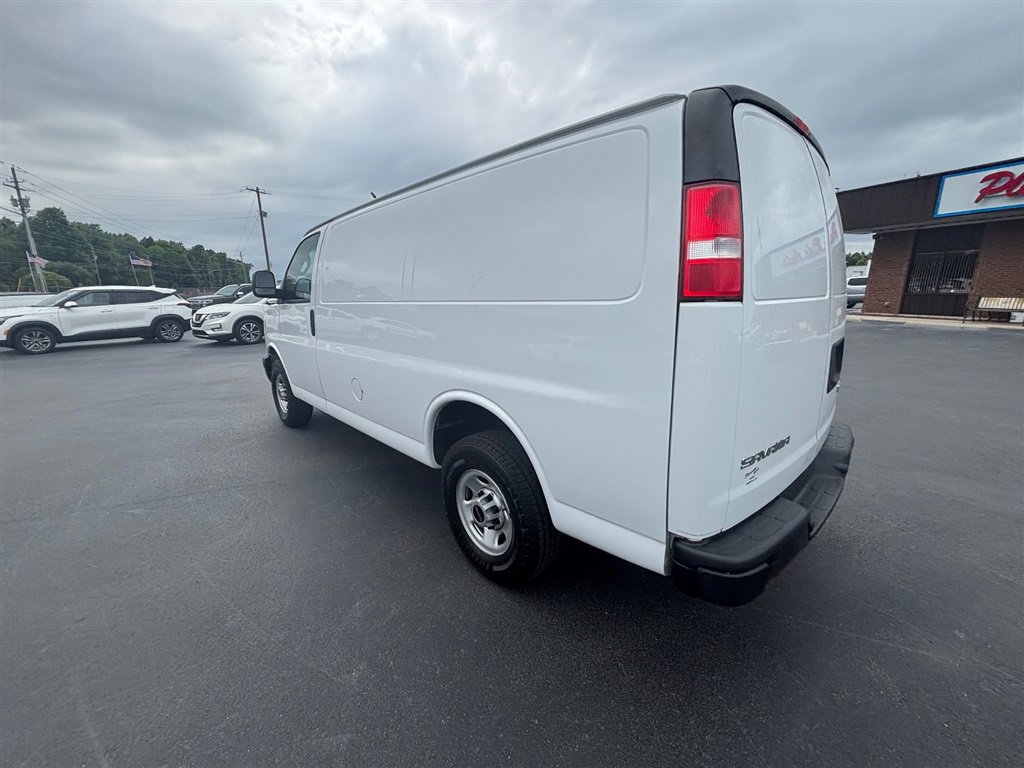 Used 2023 GMC Savana 2500 w/ Driver Convenience Package RWD image 4