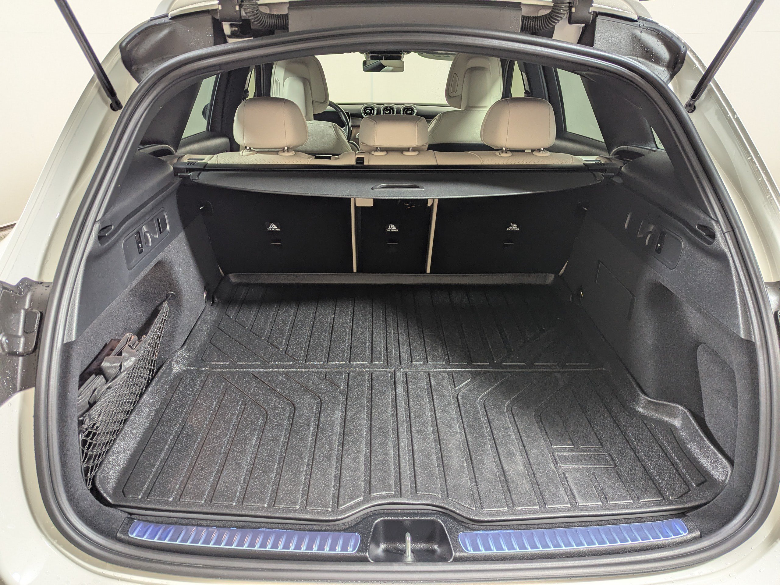 Used 2025 Mercedes-Benz GLC 300 image 22