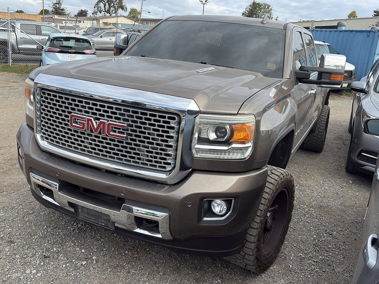 Used 2015 GMC Sierra 3500 Denali w/ Duramax Plus Package image 2