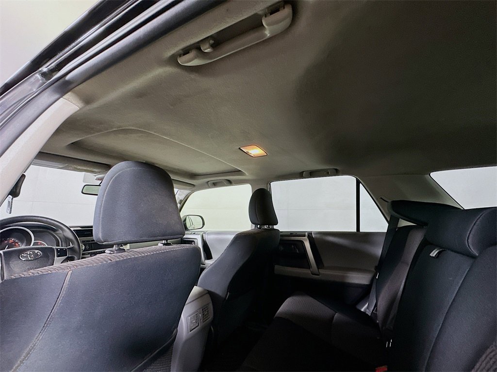 Used 2013 Toyota 4Runner SR5 image 12