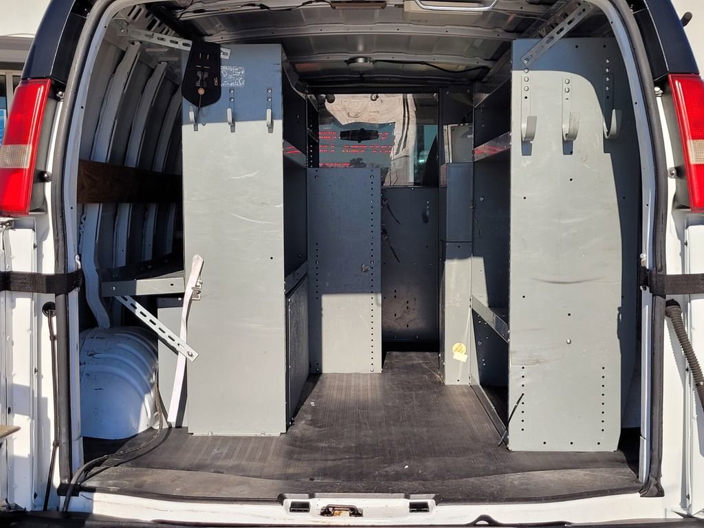 Used 2012 Chevrolet Express 2500 w/ Cold Climate Package image 8