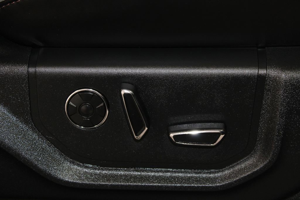 Used 2019 Ford F250 Platinum w/ Platinum Ultimate Package image 30