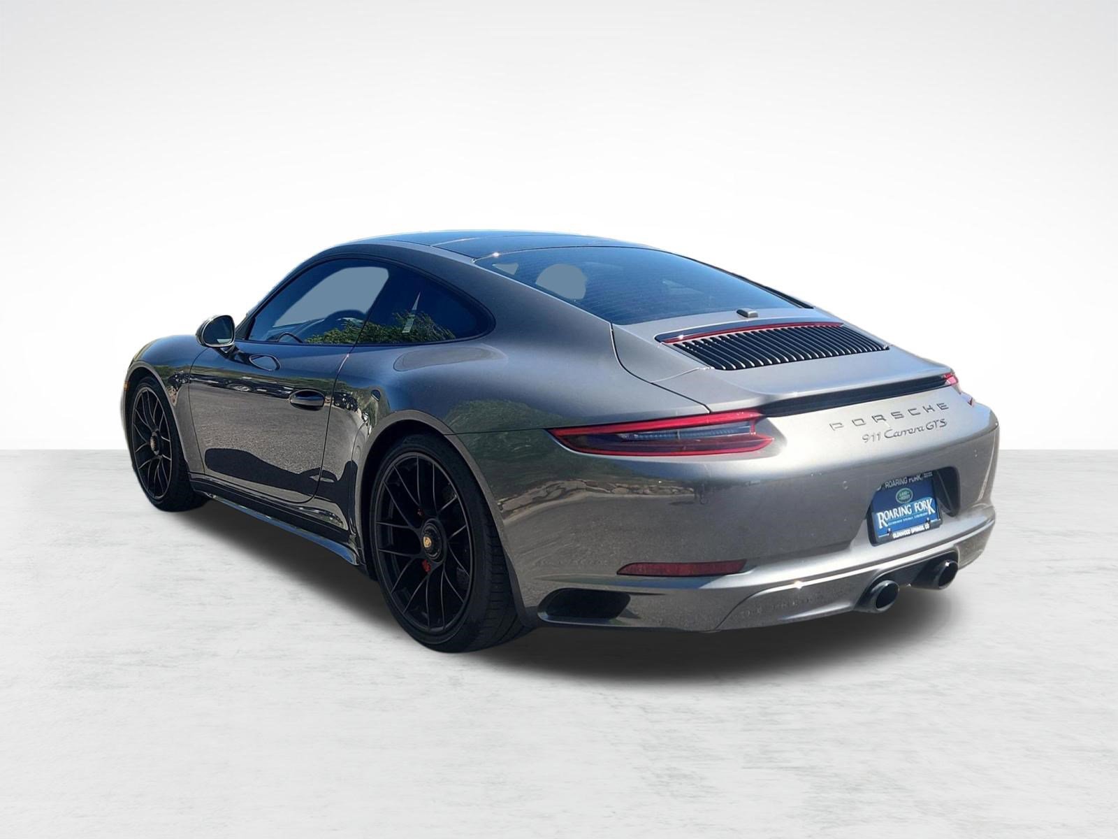 Used 2019 Porsche 911 Carrera GTS RWD image 3
