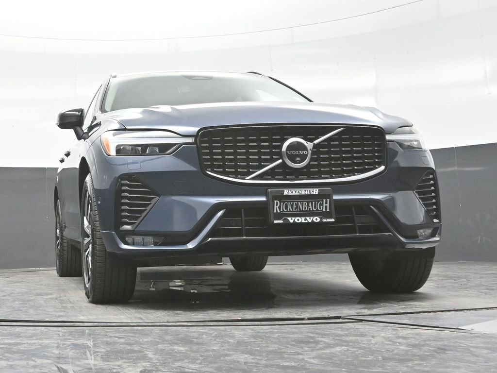 Used 2025 Volvo XC60 B5 Plus AWD/4WD image 20