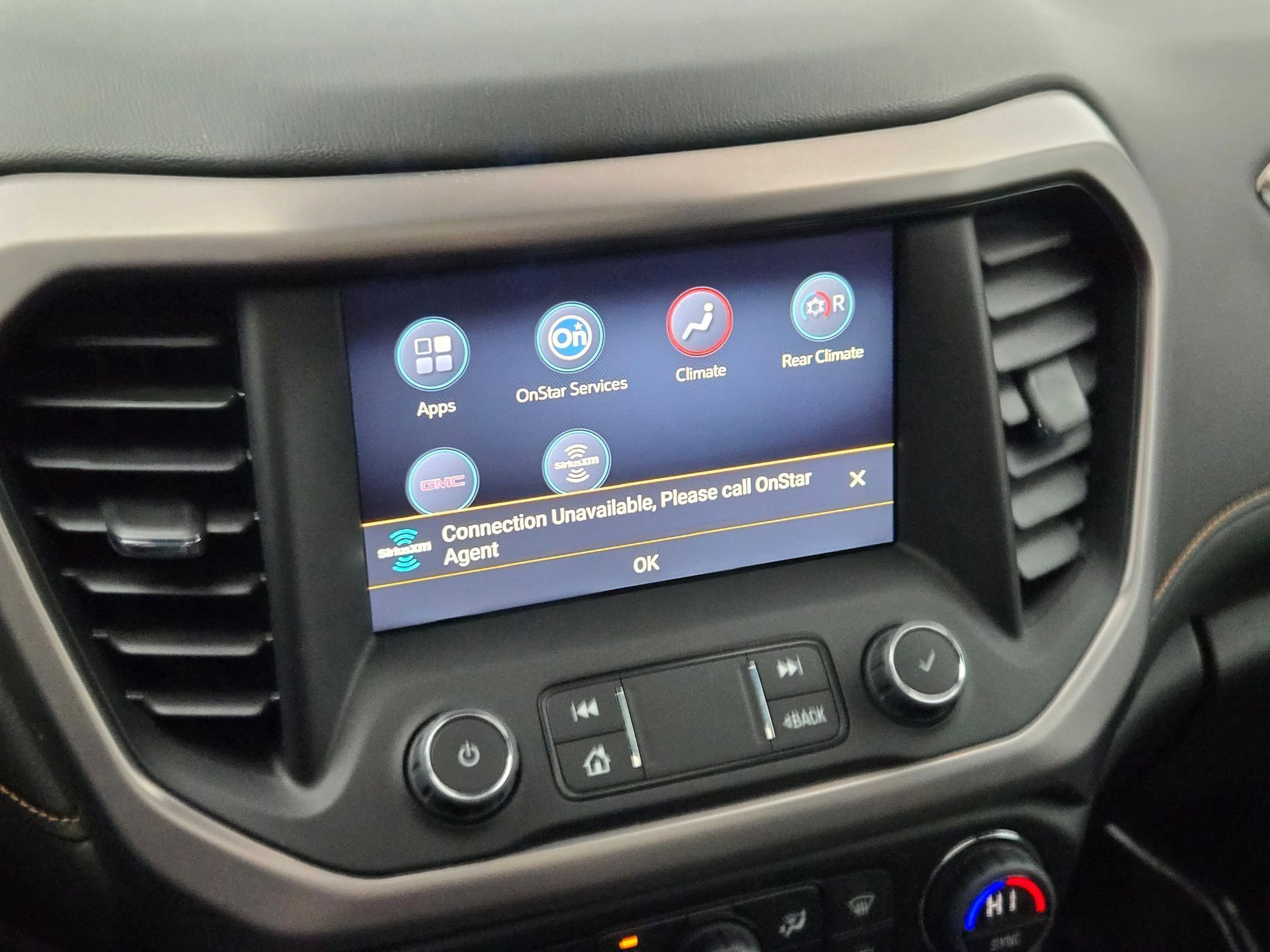 Certified 2023 GMC Acadia AT4 image 18