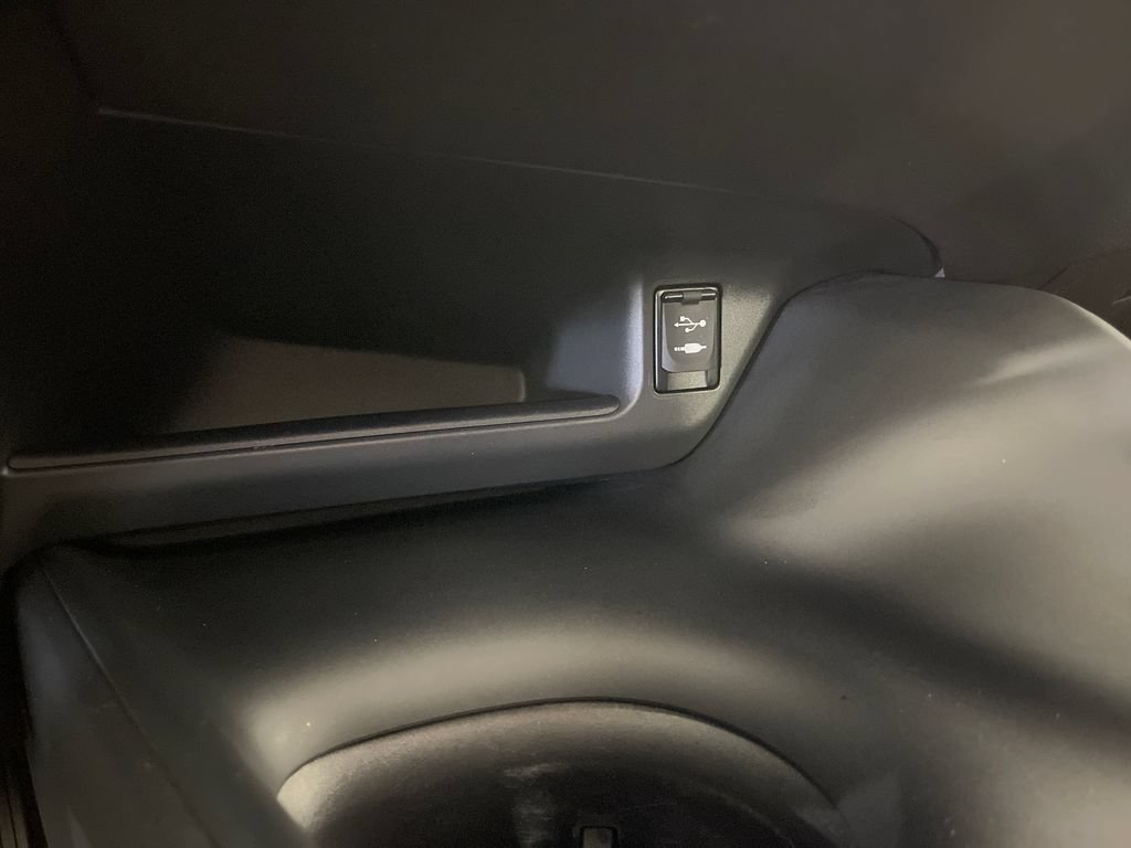 Used 2019 Toyota C-HR LE FWD image 28