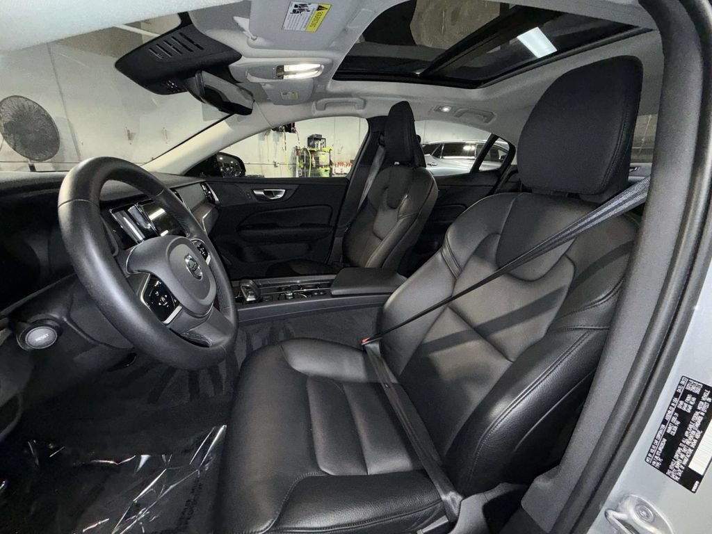 Used 2024 Volvo S60 B5 Plus w/ Climate Package AWD/4WD image 2