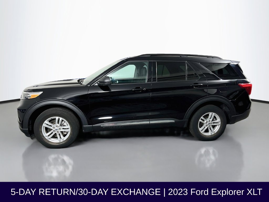 Certified 2023 Ford Explorer XLT AWD/4WD image 5