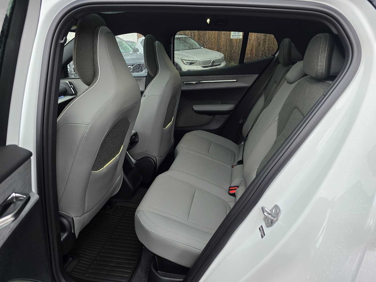 New 2026 Volvo EX30 Ultra w/ Protection Package AWD/4WD image 22