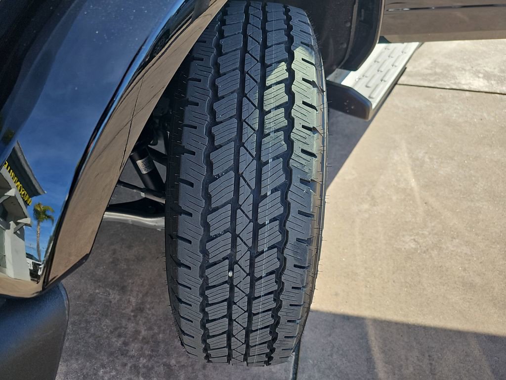 New 2025 Ford Bronco Outer Banks image 35