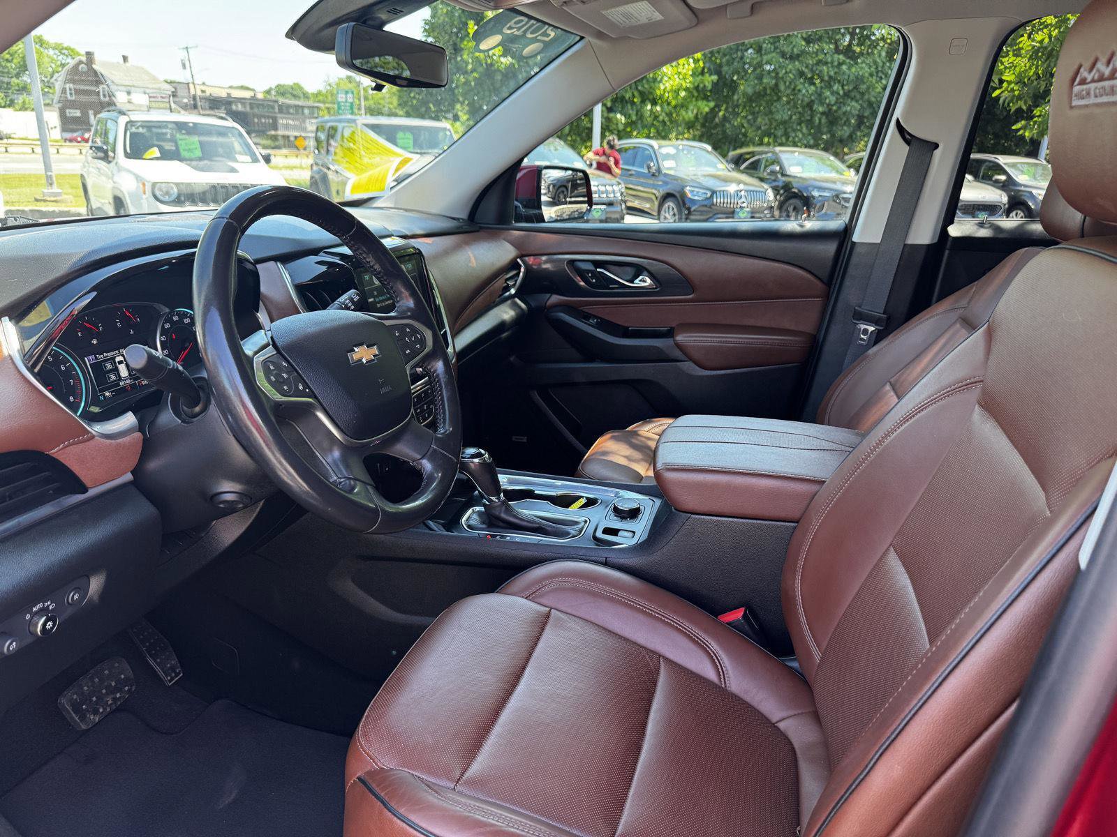 Certified 2019 Chevrolet Traverse High Country w/ LPO, Floor Liner Package AWD/4WD image 16