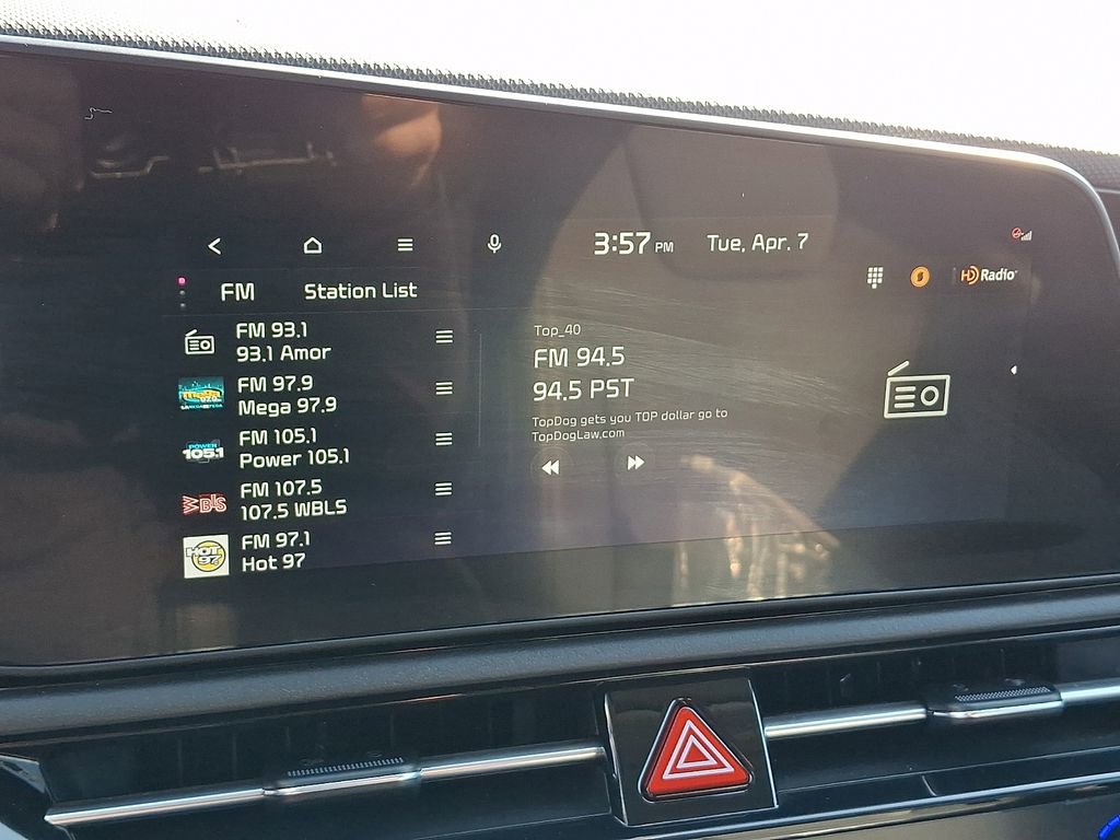 Certified 2023 Kia Niro EX FWD image 18