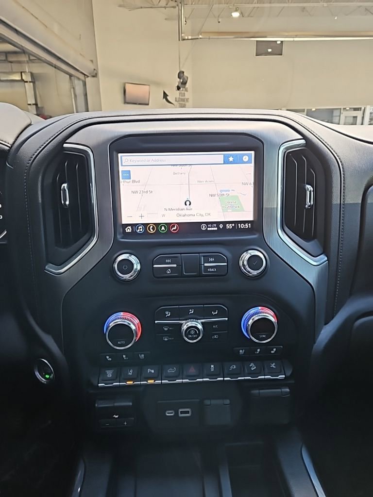 Used 2022 GMC Sierra 3500 Denali w/ Denali Ultimate Package image 34