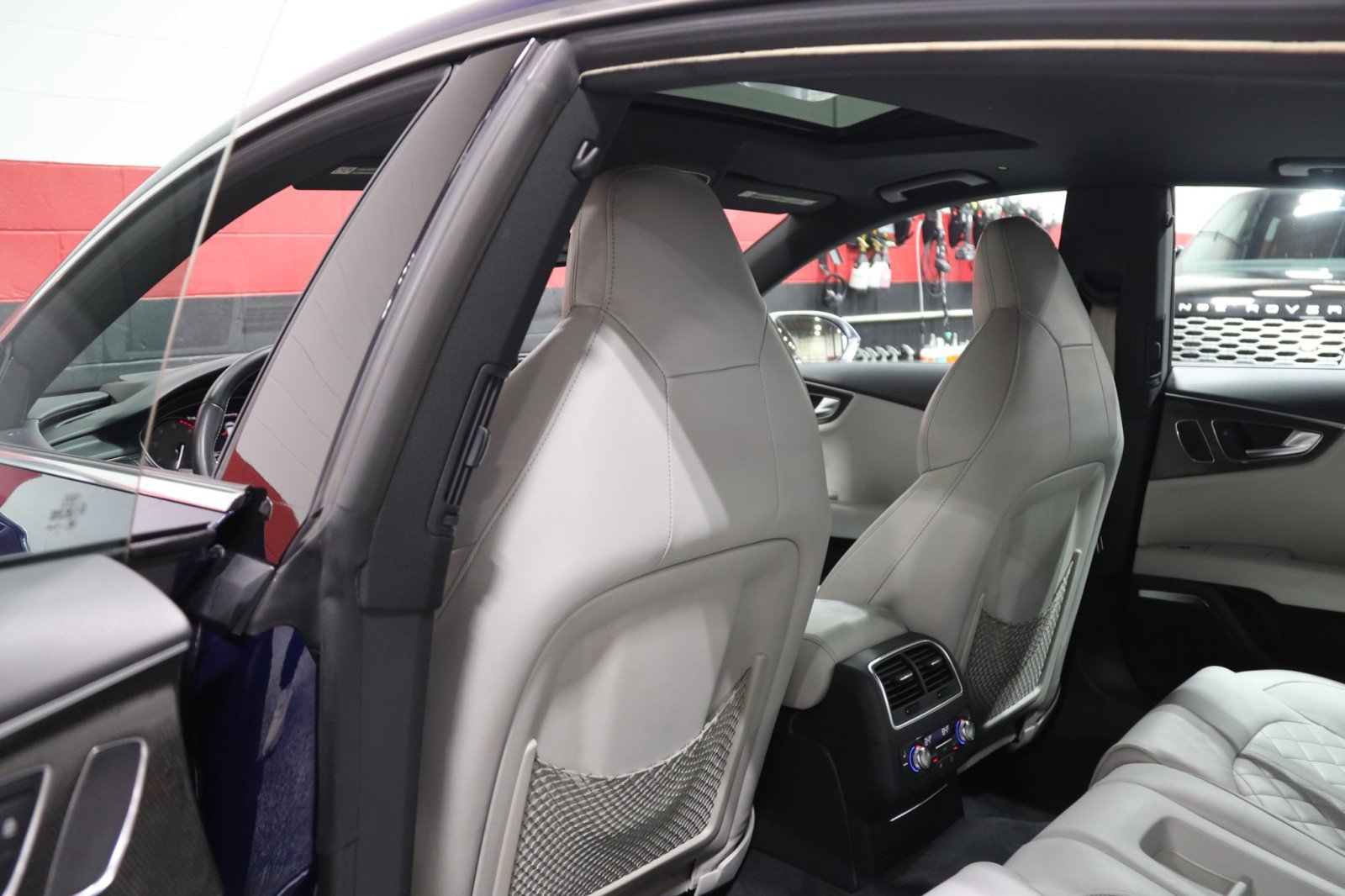 Used 2013 Audi S7 Prestige image 40