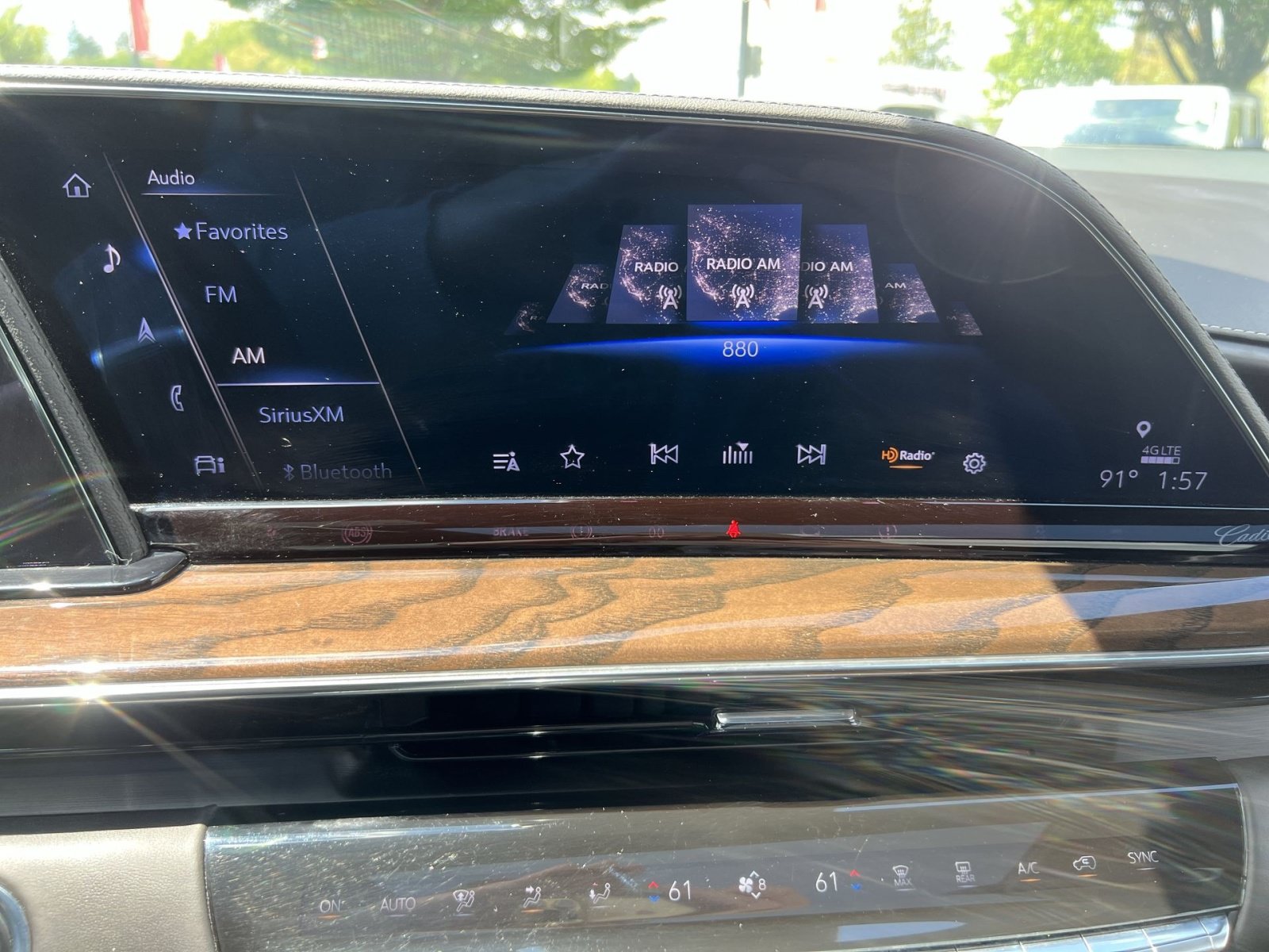 Used 2023 Cadillac Escalade Sport Platinum w/ Heavy-Duty Trailer Package AWD/4WD image 18