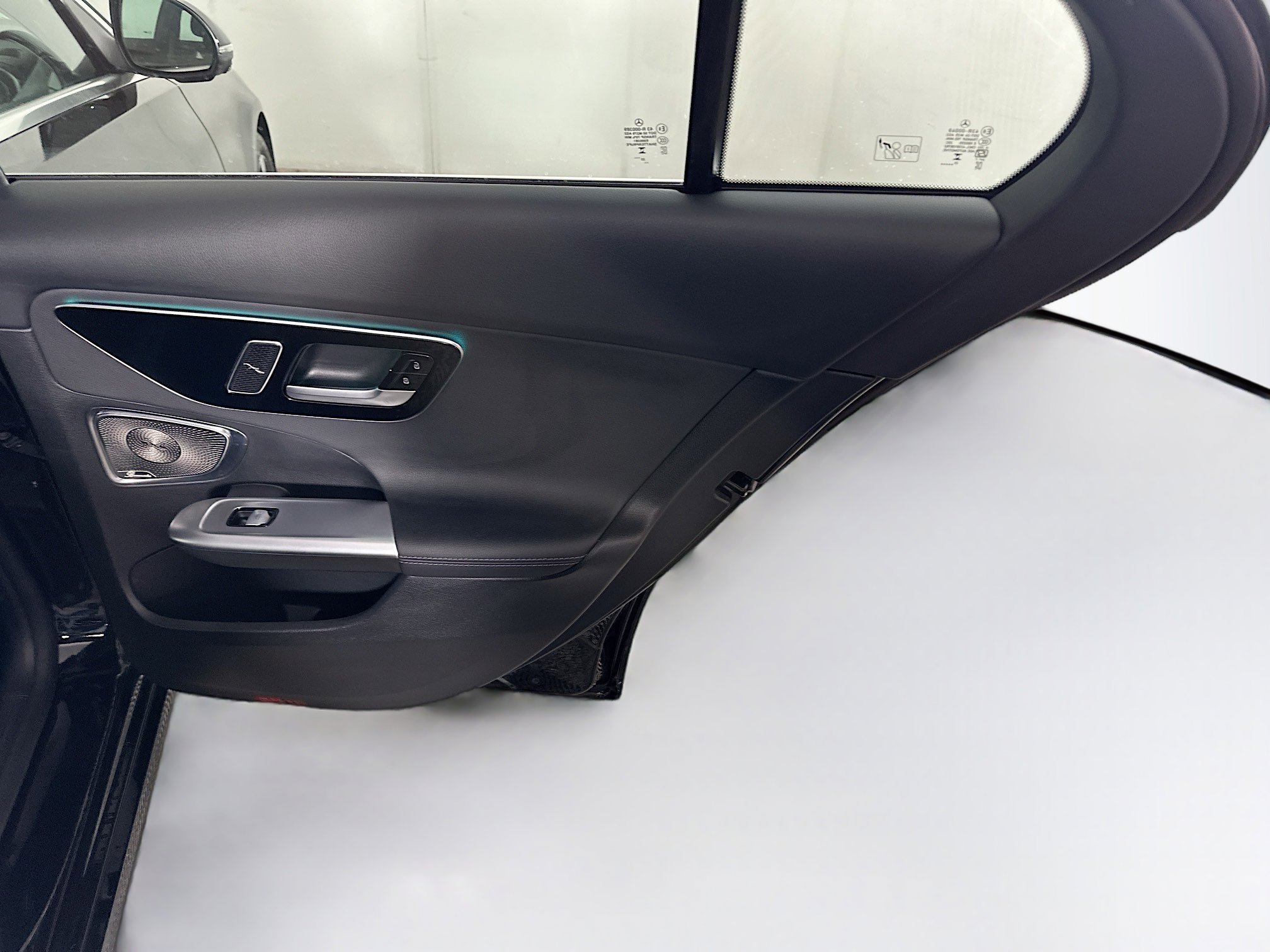 Used 2024 Mercedes-Benz C 300 4MATIC Sedan image 32