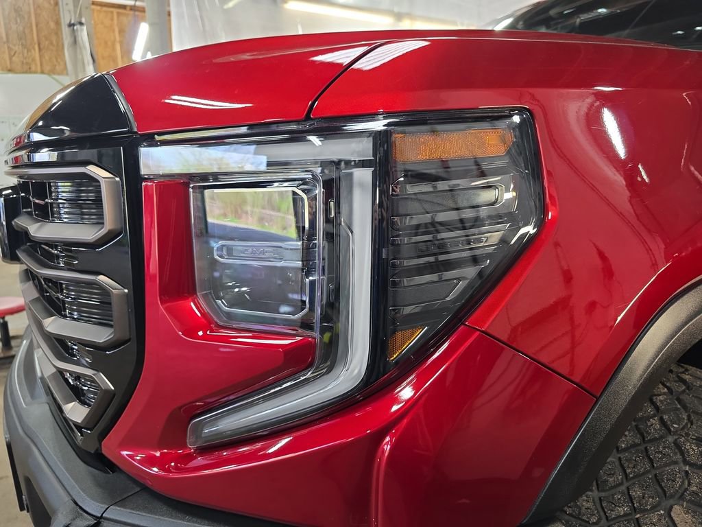 Used 2024 GMC Sierra 1500 AT4X AWD/4WD image 33