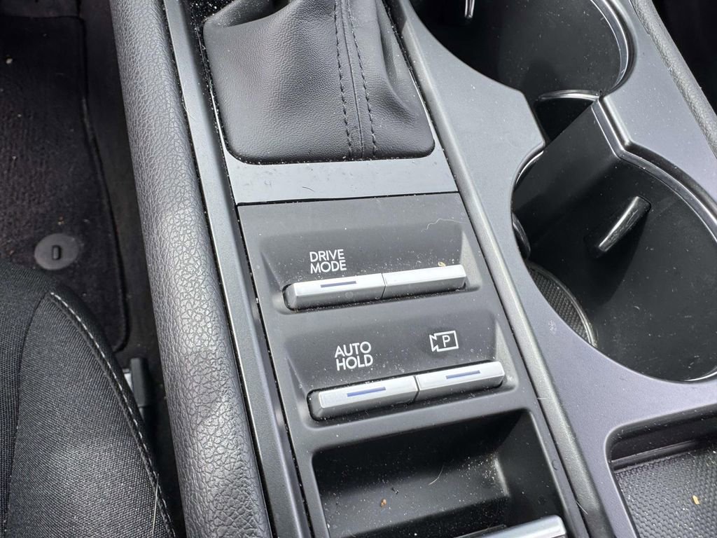 Certified 2025 Hyundai Sonata SE image 27