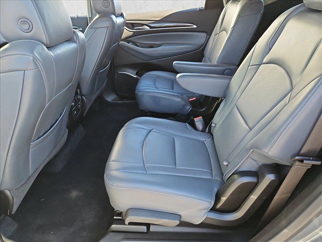 Used 2018 Buick Enclave Premium w/ Experience Buick Package FWD image 19
