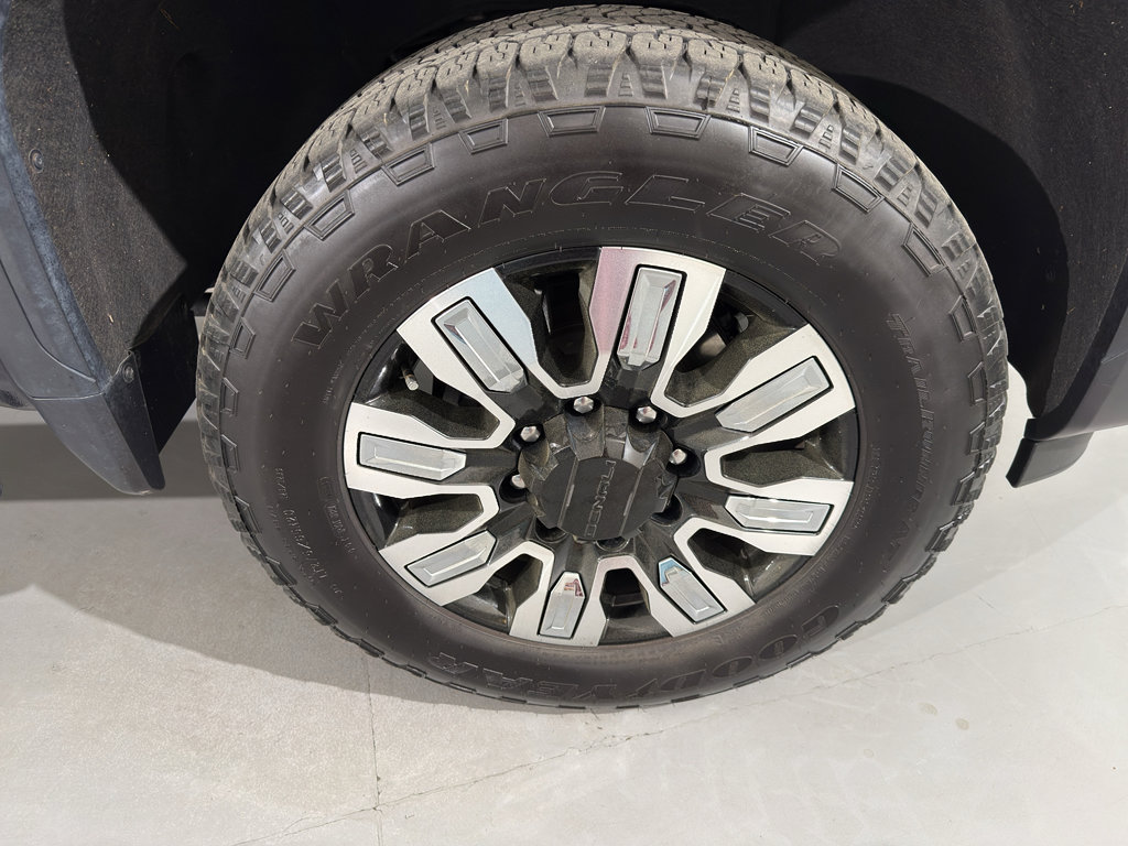 Used 2024 GMC Sierra 2500 Denali w/ Denali Reserve Package image 25