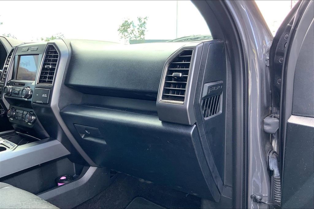 Used 2020 Ford F150 XLT w/ Equipment Group 302A Luxury image 15