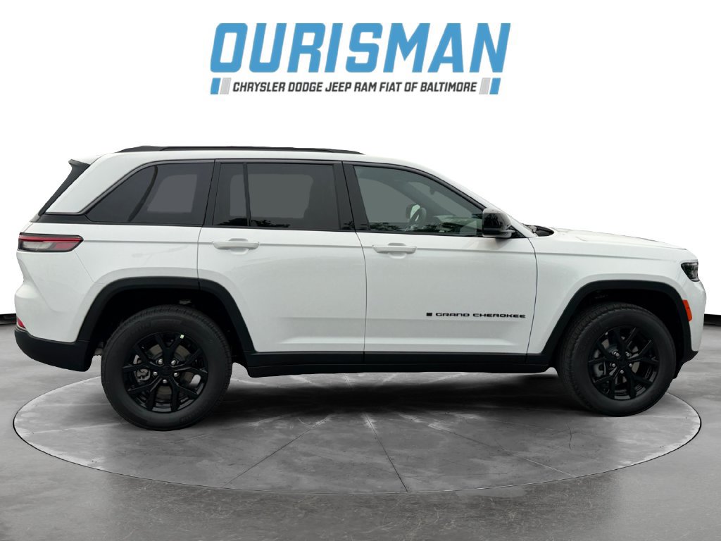 New 2026 Jeep Grand Cherokee Altitude AWD/4WD image 7