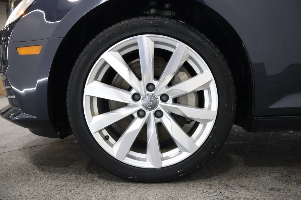 Used 2017 Audi A4 2.0T Premium w/ Audi MMI Navigation Plus image 5