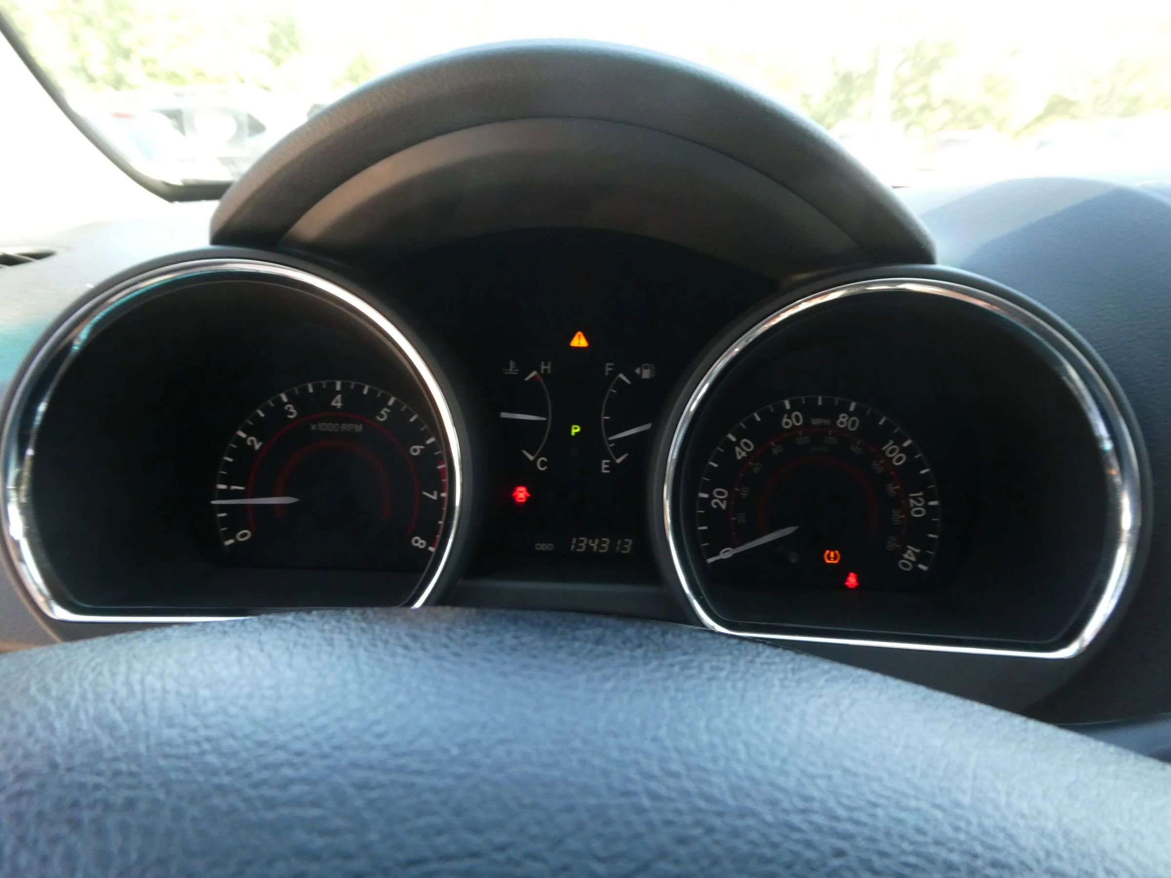 Used 2012 Toyota Highlander Limited w/ Tow Pkg FWD image 19