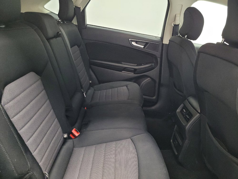Used 2017 Ford Edge SE AWD/4WD image 19