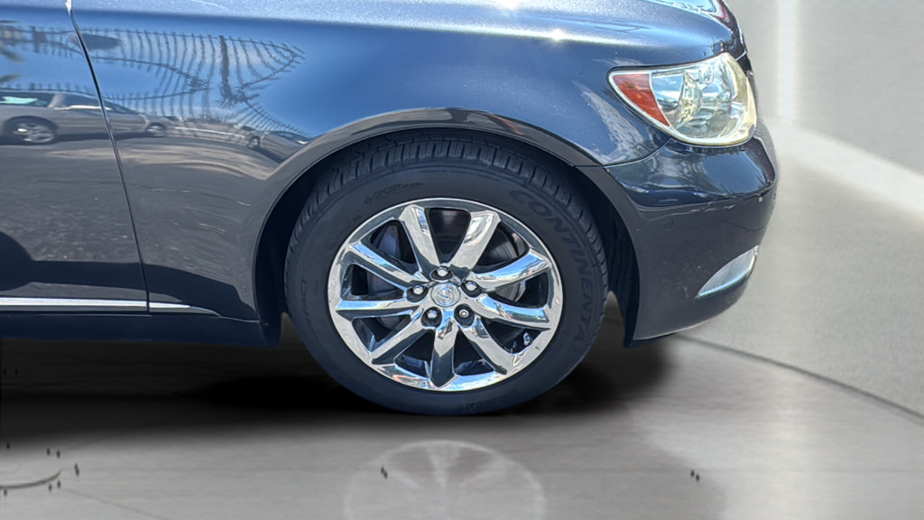 Used 2007 Lexus LS 460 L w/ Luxury Pkg RWD image 34