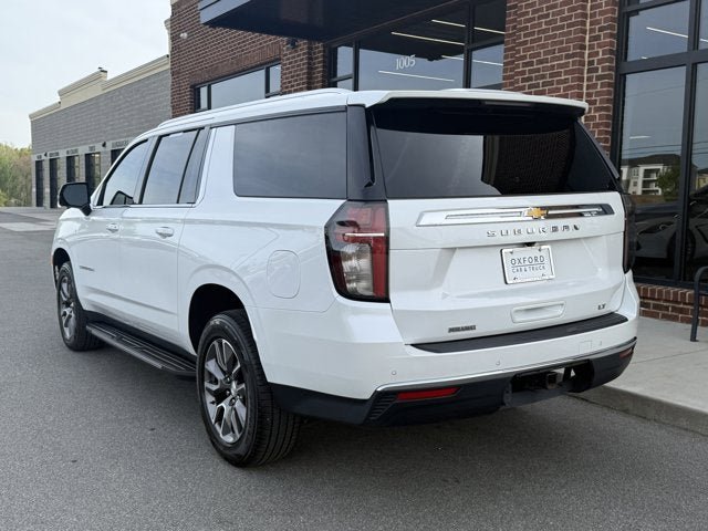 Used 2022 Chevrolet Suburban LT w/ Luxury Package AWD/4WD image 4