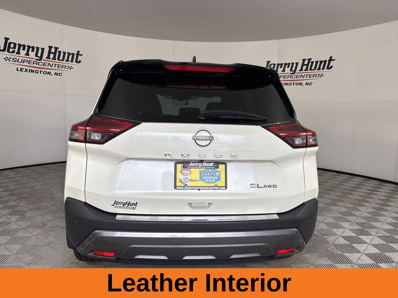 Used 2023 Nissan Rogue SL AWD/4WD image 6