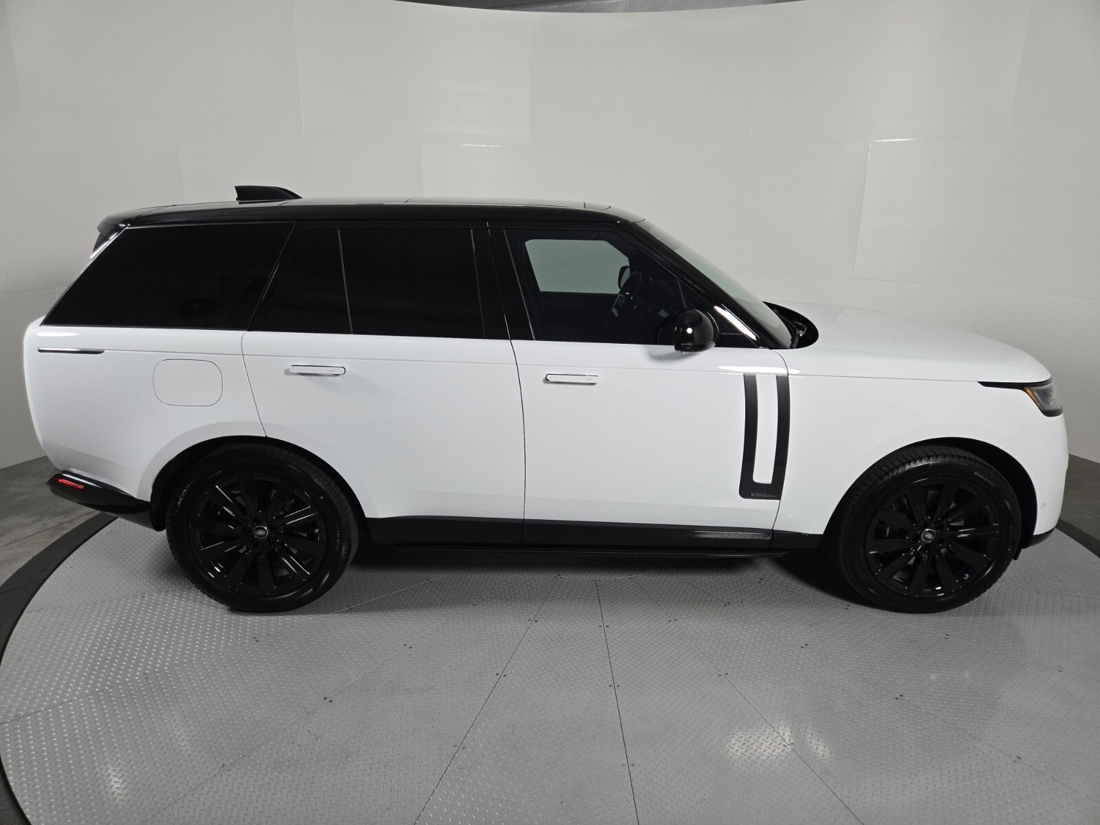 New 2025 Land Rover Range Rover Autobiography image 15