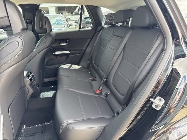 New 2025 Mercedes-Benz GLC 350e 4MATIC image 7