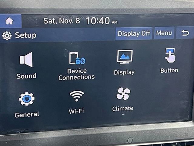 Used 2025 Hyundai Elantra SE image 30