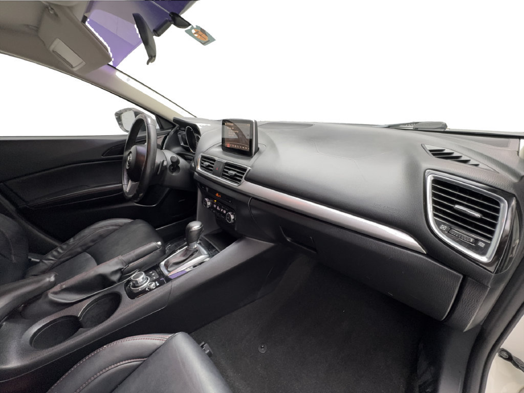 Used 2015 MAZDA MAZDA3 s Touring FWD image 34
