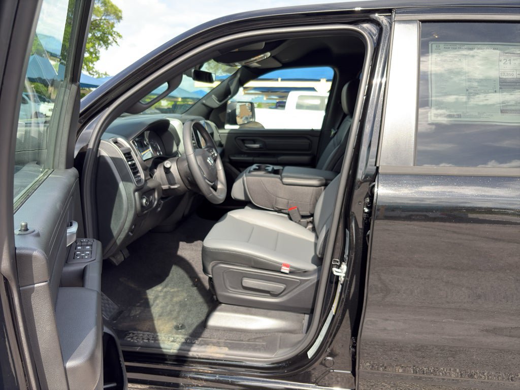 New 2026 RAM 1500 Tradesman AWD/4WD image 11