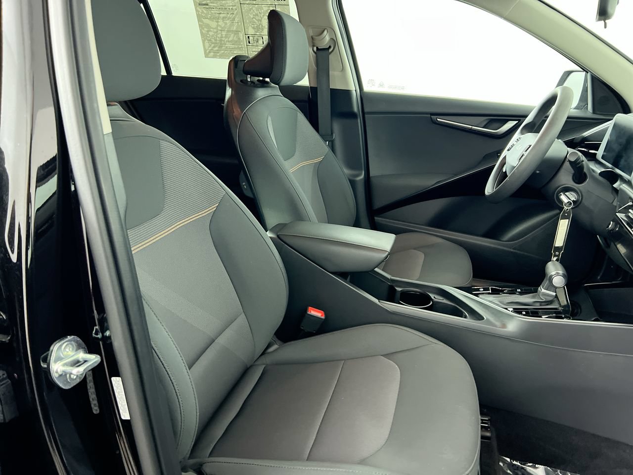 Certified 2023 Kia Niro LX FWD image 27