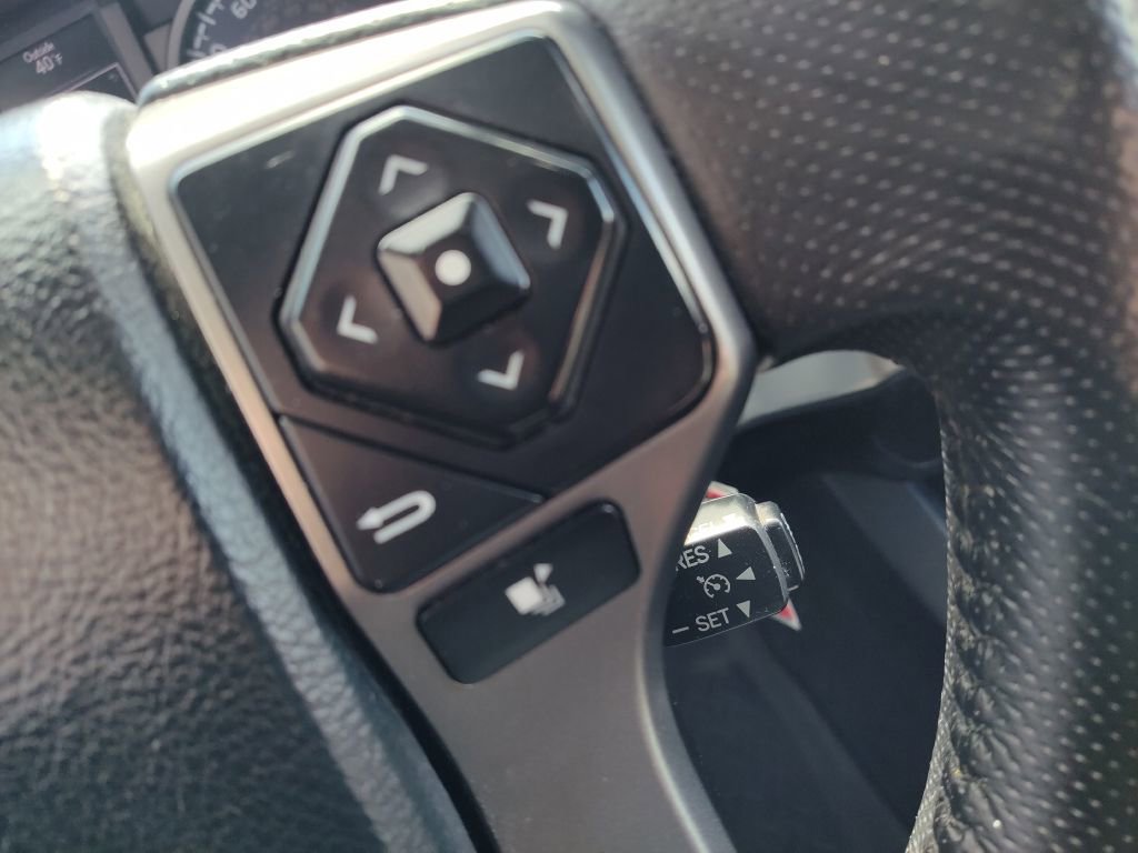 Used 2016 Toyota Tacoma SR5 w/ SR5 Appearance Package (SN) AWD/4WD image 27