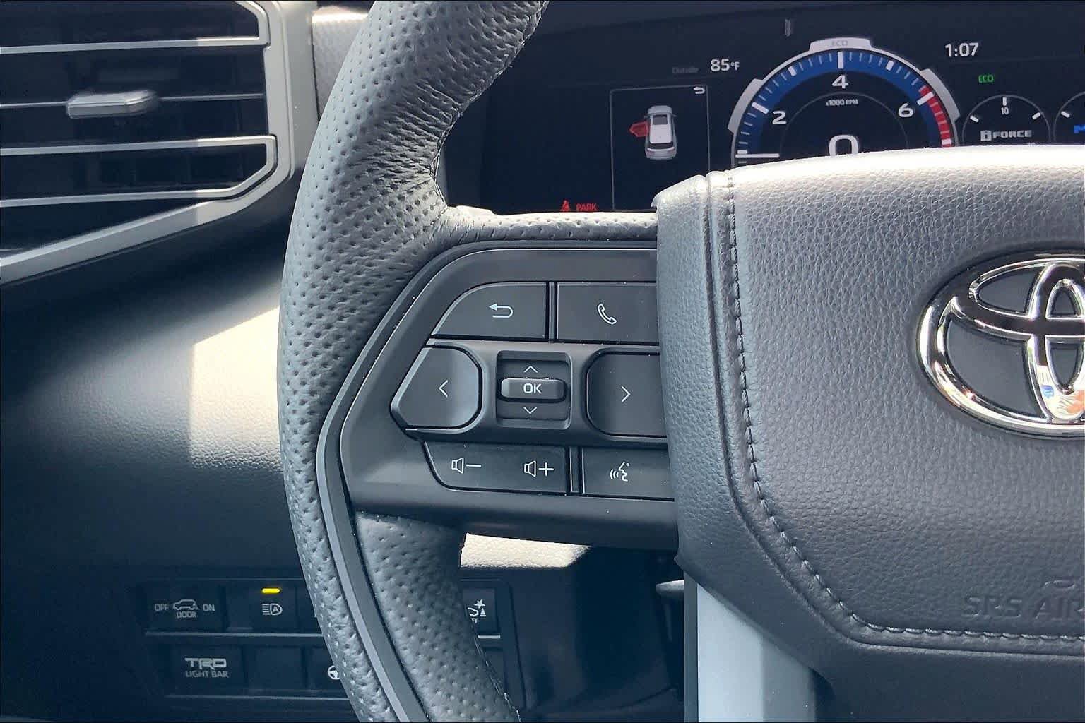 Used 2026 Toyota Sequoia TRD Pro AWD/4WD image 23